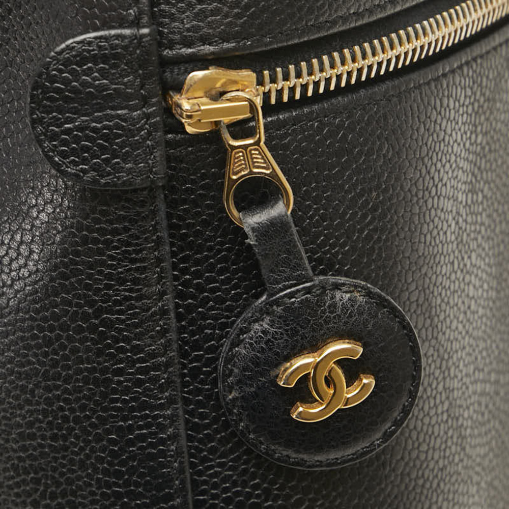 CHANEL Black Caviar Leather Logo Vanity Bag - Picture 5 of 10